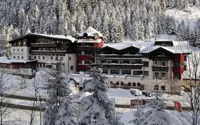 Pass Thurn