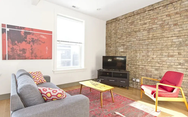 Stunning 2BR in Wrigleyville by Sonder