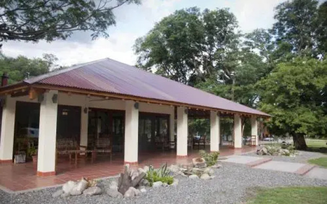 KILLA HOTEL Conciencia y Bienestar
