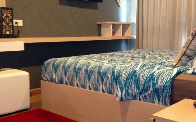 The Sea Condo 51&49
