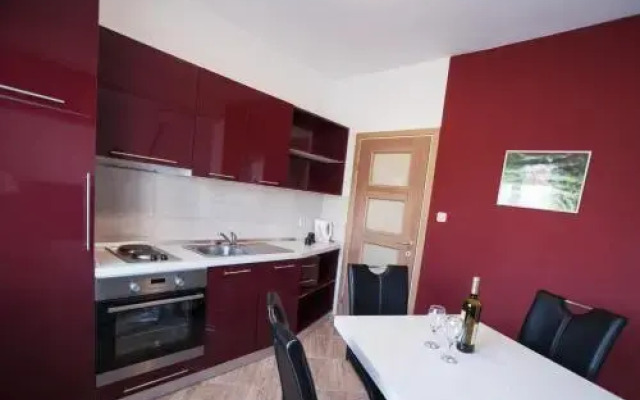 Apartments Toka