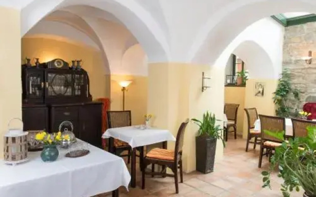 Altstadt-Hotel