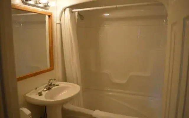 Parkview Motel