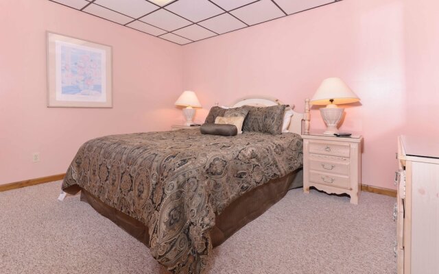 Love Laughs 11 - Seven Bedroom Cabin