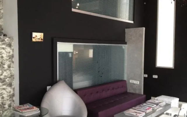 Black&Wild Boutique Hostel