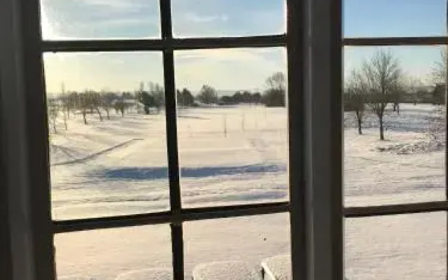 Carswell Country Club B&B