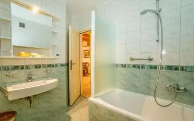 Holiday Home Bubani 111
