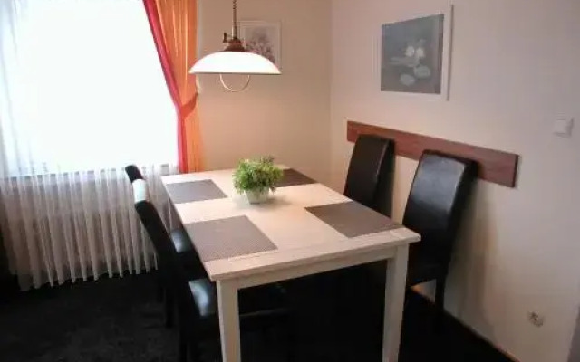 Ferienwohnungen Haus zur Linde