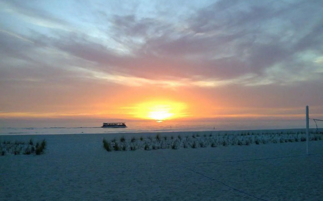 Sunshine Beach Resorts LLC
