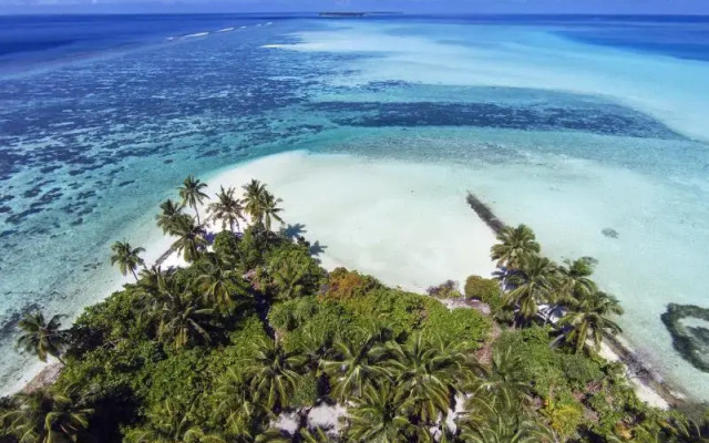 Magoodhoo Inn