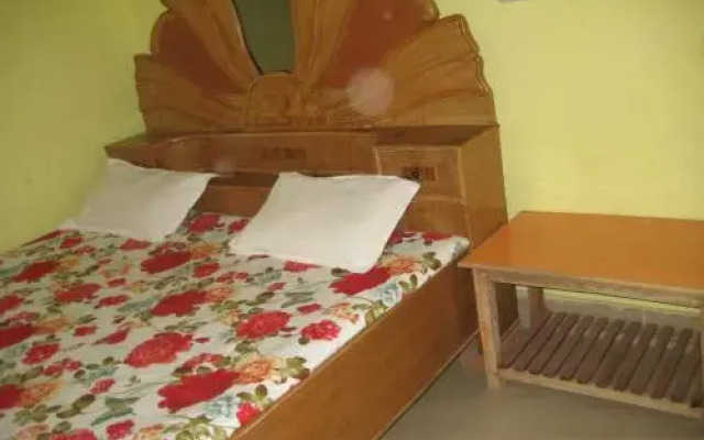 Gauri Guest House