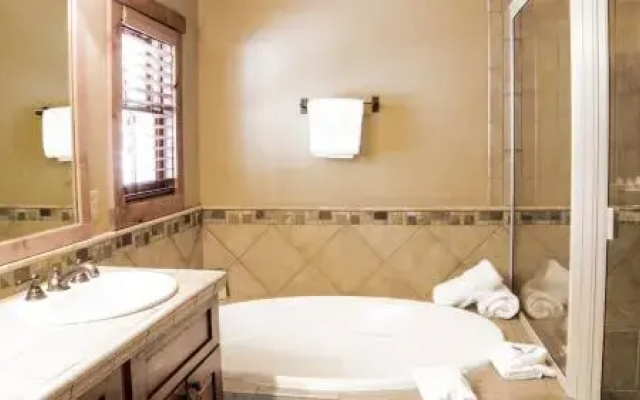 Whispering Pines - SAW51 - 3 Br Chalet