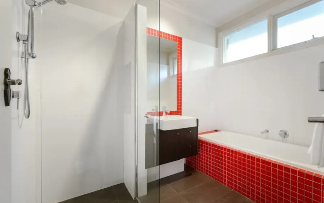 Boutique Stays - Sandyside 3