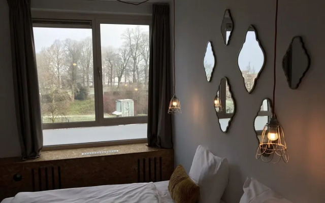 Hotel Credible