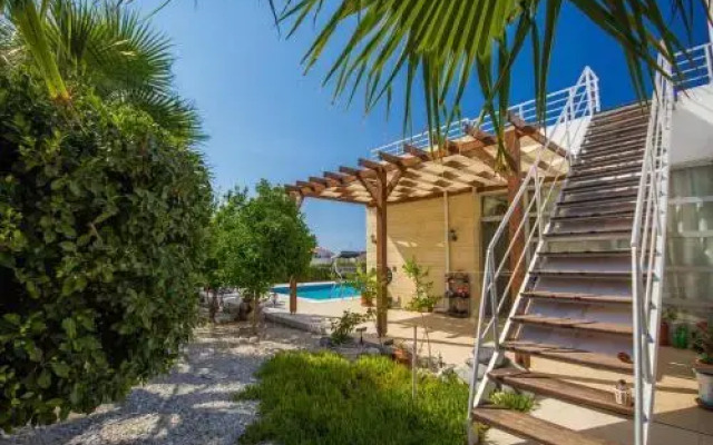 Villa in Turtle Bay Village