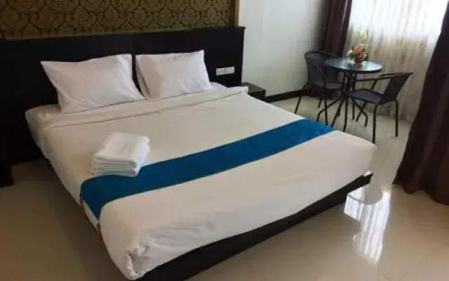 Nina's Guest House 2
