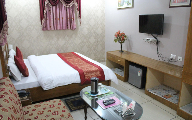 Collection O 30858 Hotel SP ROOMS