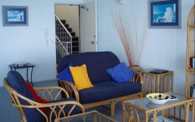 Riverside 10 Apartment