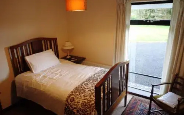 Helensville House