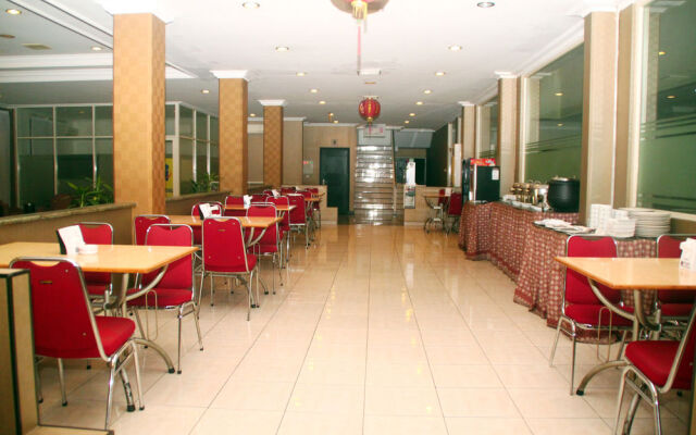 ZEN Rooms Sedati Juanda