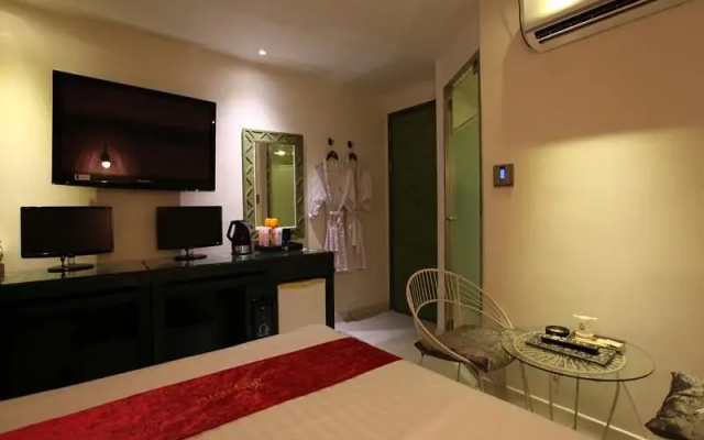 Yes Hotel
