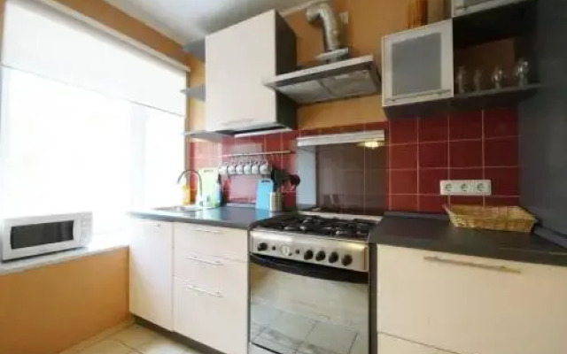 Sutkispb на Невском 74