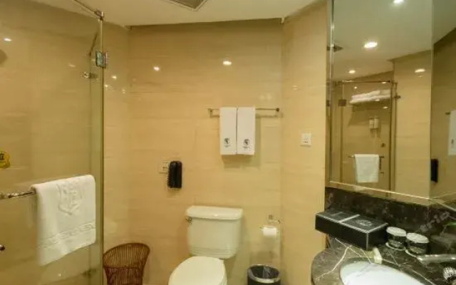 Zhongrui Hotel (Wenzhou Longwan Airport)