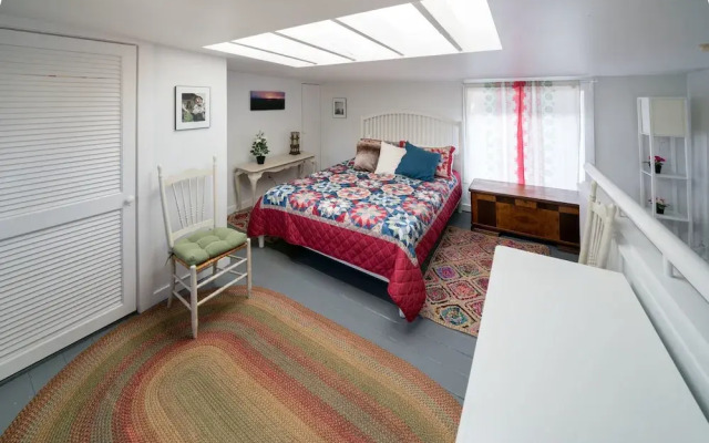 Carriage House Studio Bedroom 1 Bathroom Home