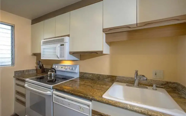 Royal Mauian 503 - 2 Br Condo