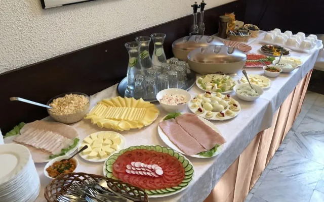 Hotel Arkun Leba