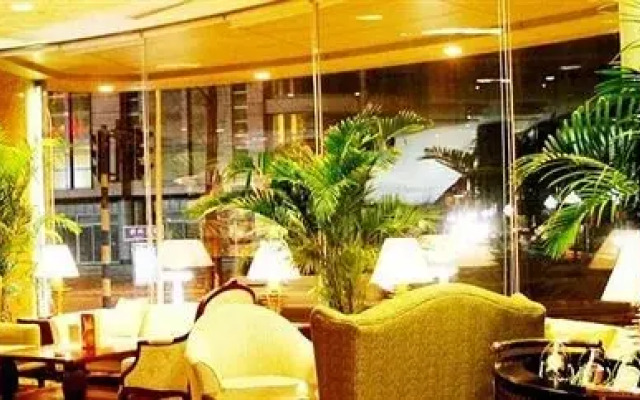Yingkou Guomao Hotel