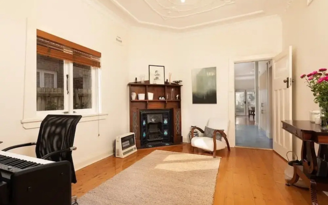 Wonderful Family Home H406