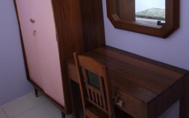 Pesona Home2stay at Tasik Raban