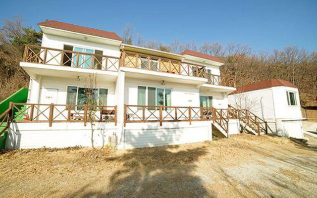 Ganghwa Sun House Pension