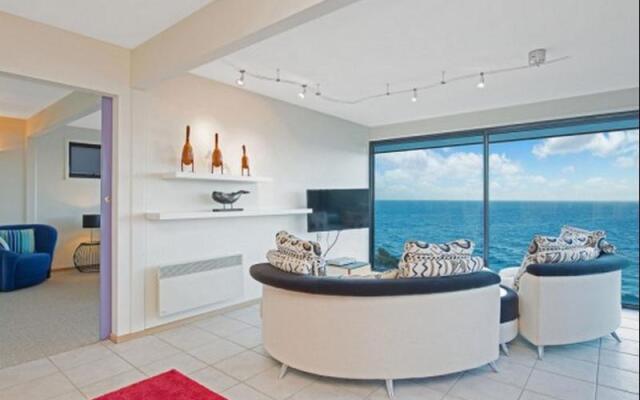 The Deck House - A Wye River Icon