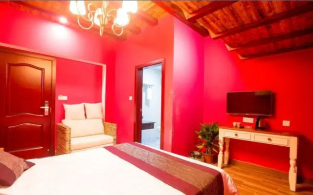 Wuzhen Shibajian Theme Inn