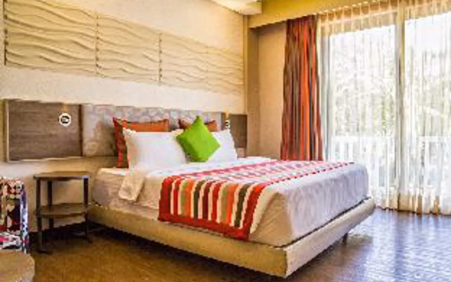 Camaya Coast Hotel