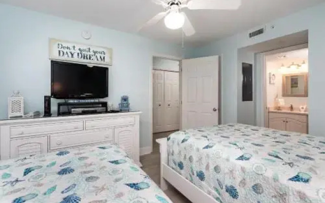 Gulf Dunes 301 by RedAwning