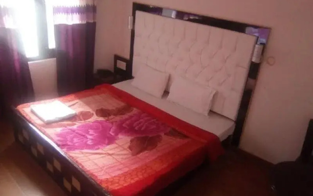 Hotel Laljee