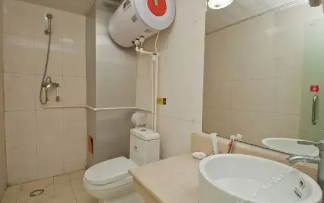 Thank Inn Plus Shandong Linyi Lanshan District People Square