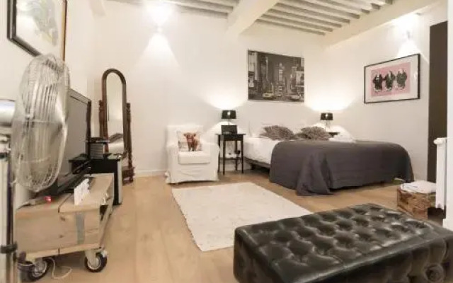 Dam Square Suite