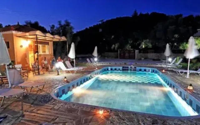 Evaland Traditional Houses