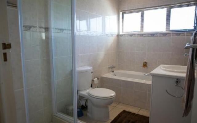 Summer Place Gordons Bay