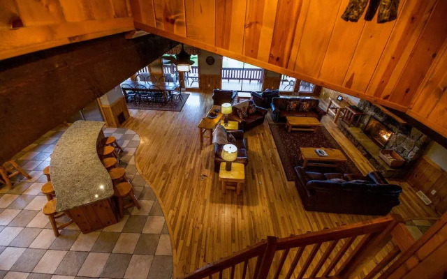 Grande Butte Lodge - Hocking Hills