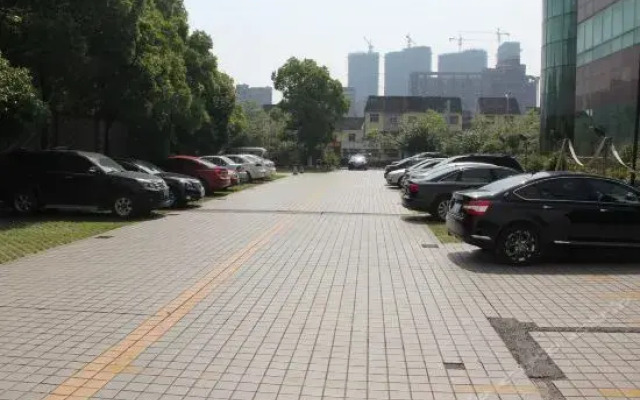 Ramada Wuxi