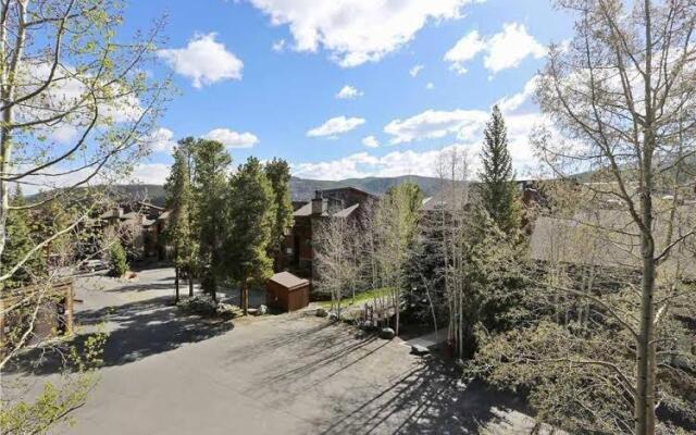 Sundowner II Unit 324 by RedAwning