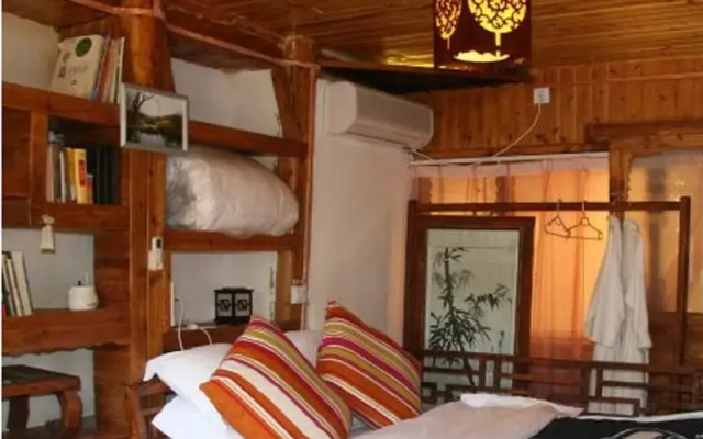 Lijiang Monajia Inn