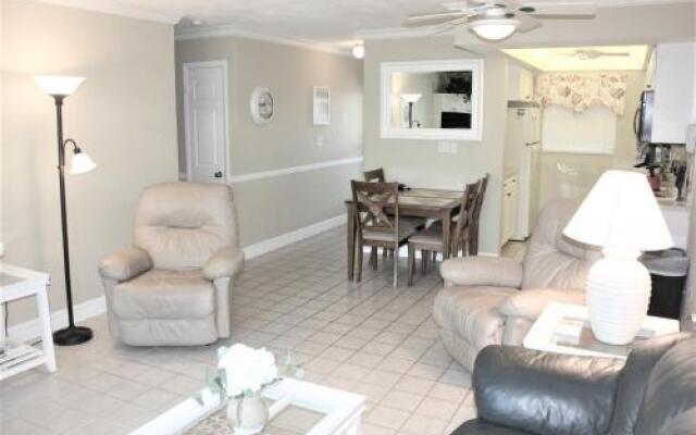 Jamaica Royale 099 - 2 Br Condo