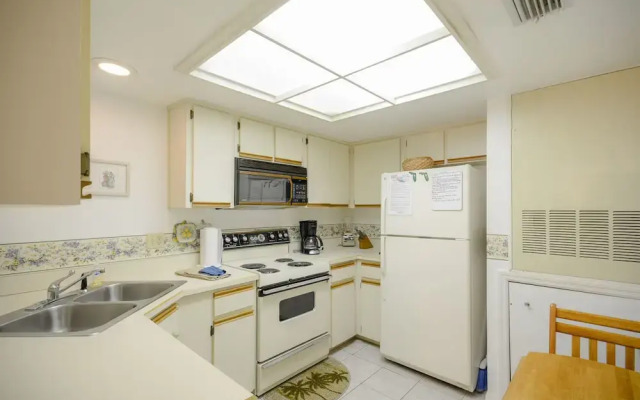 SV163 Sea Woods by RedAwning