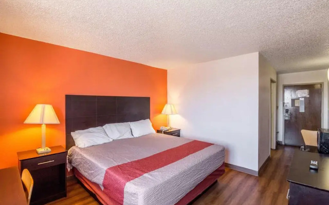 Days Inn & Conference Center Tulsa